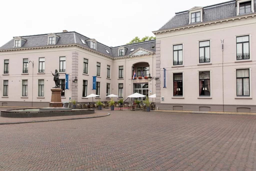 Hotel-Paleis Stadhouderlijk Hof